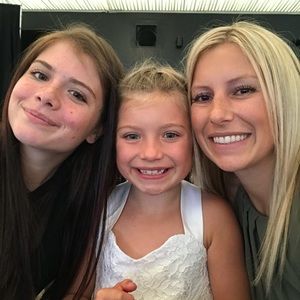 Meet your Posher, Marissa